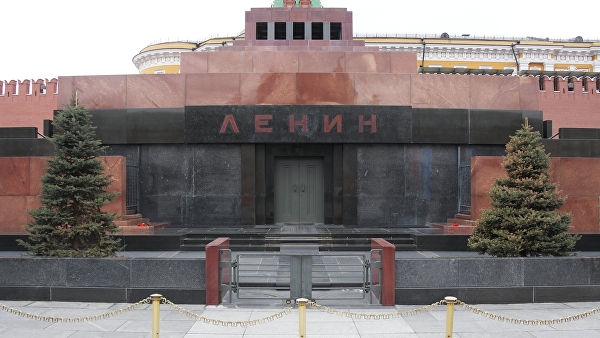Мавзолей Ленина закроют на три дня